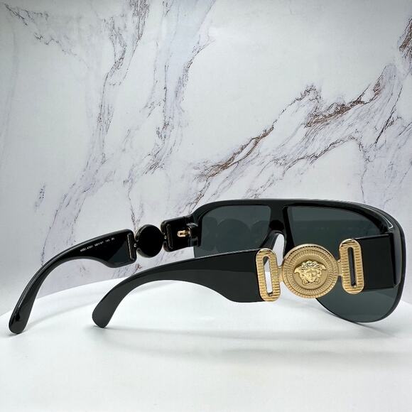 New VERSACE Sunglasses - Picture 10 of 13